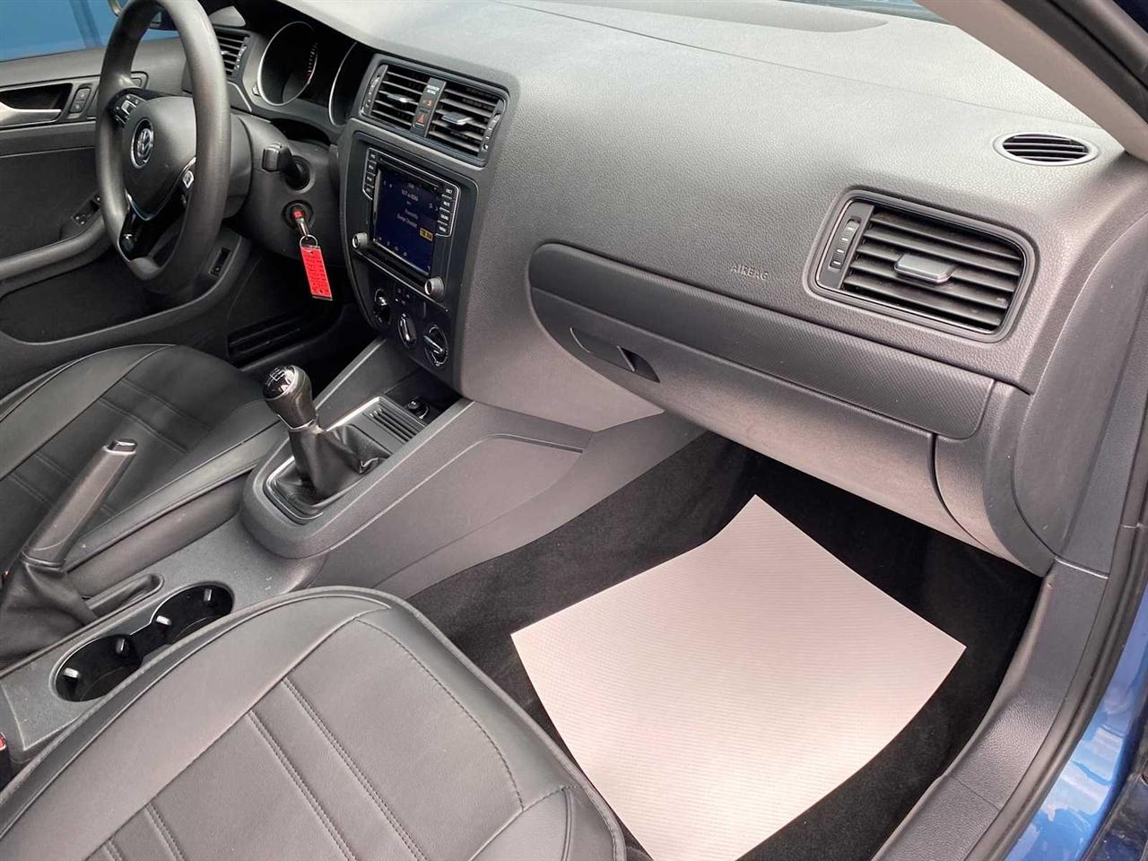 Volkswagen Jetta 1.4T S w/Technology 6A 2016