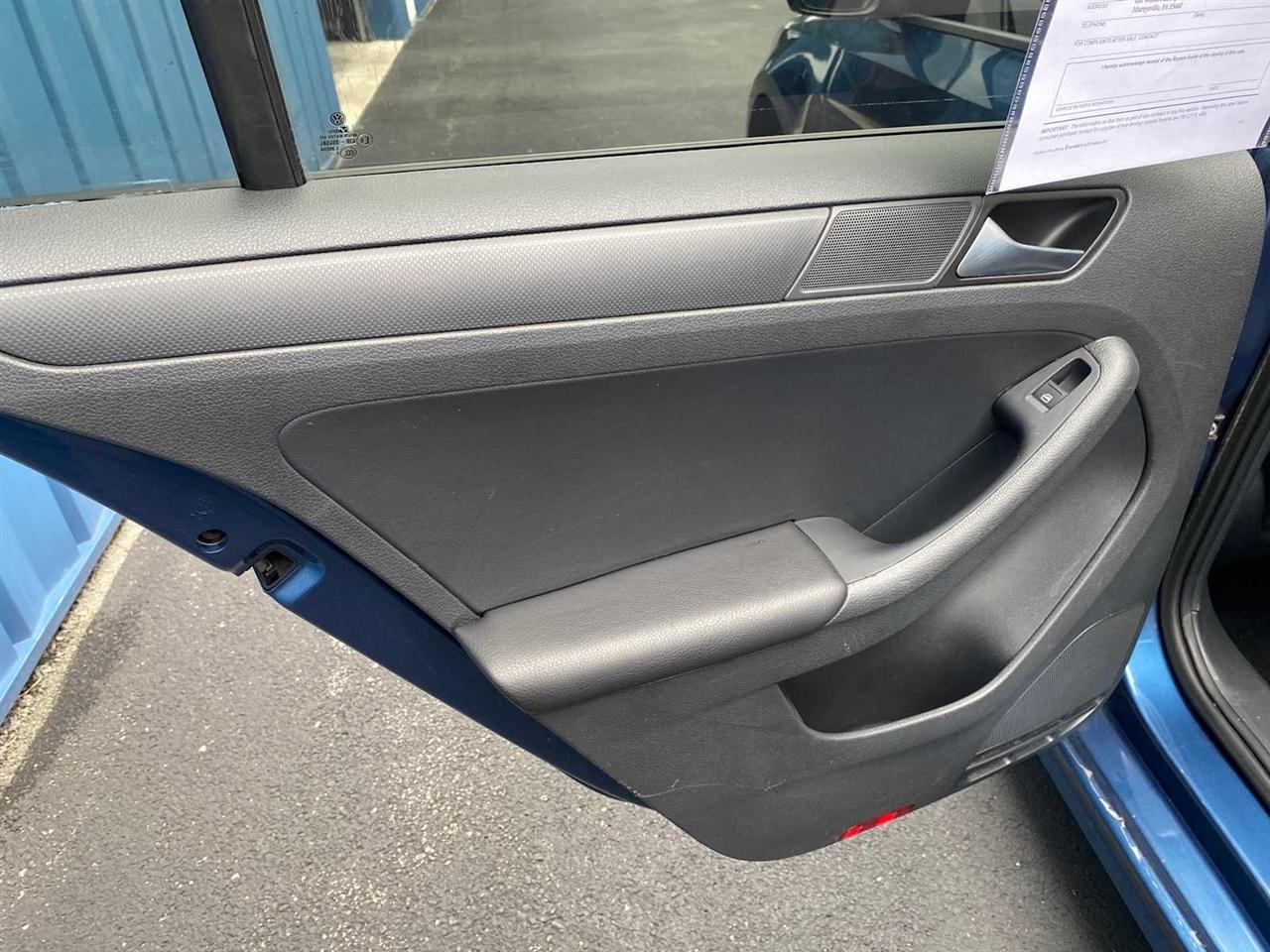 Volkswagen Jetta 1.4T S w/Technology 6A 2016