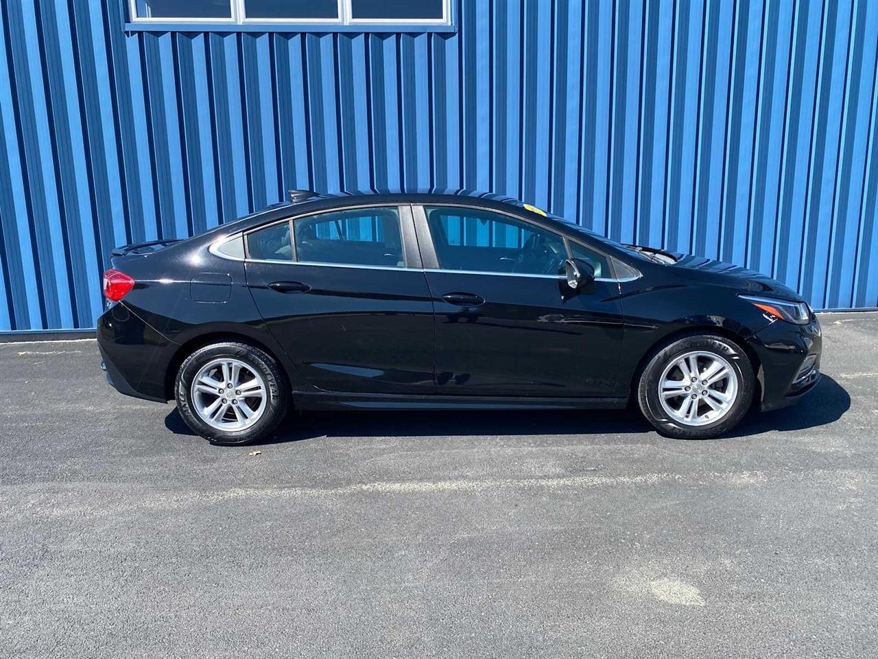 Chevrolet Cruze LT Manual 2017