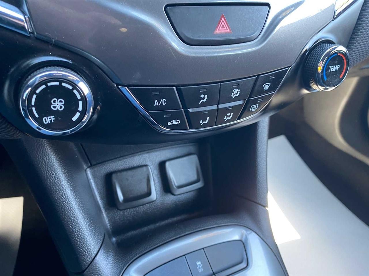 Chevrolet Cruze LT Manual 2017