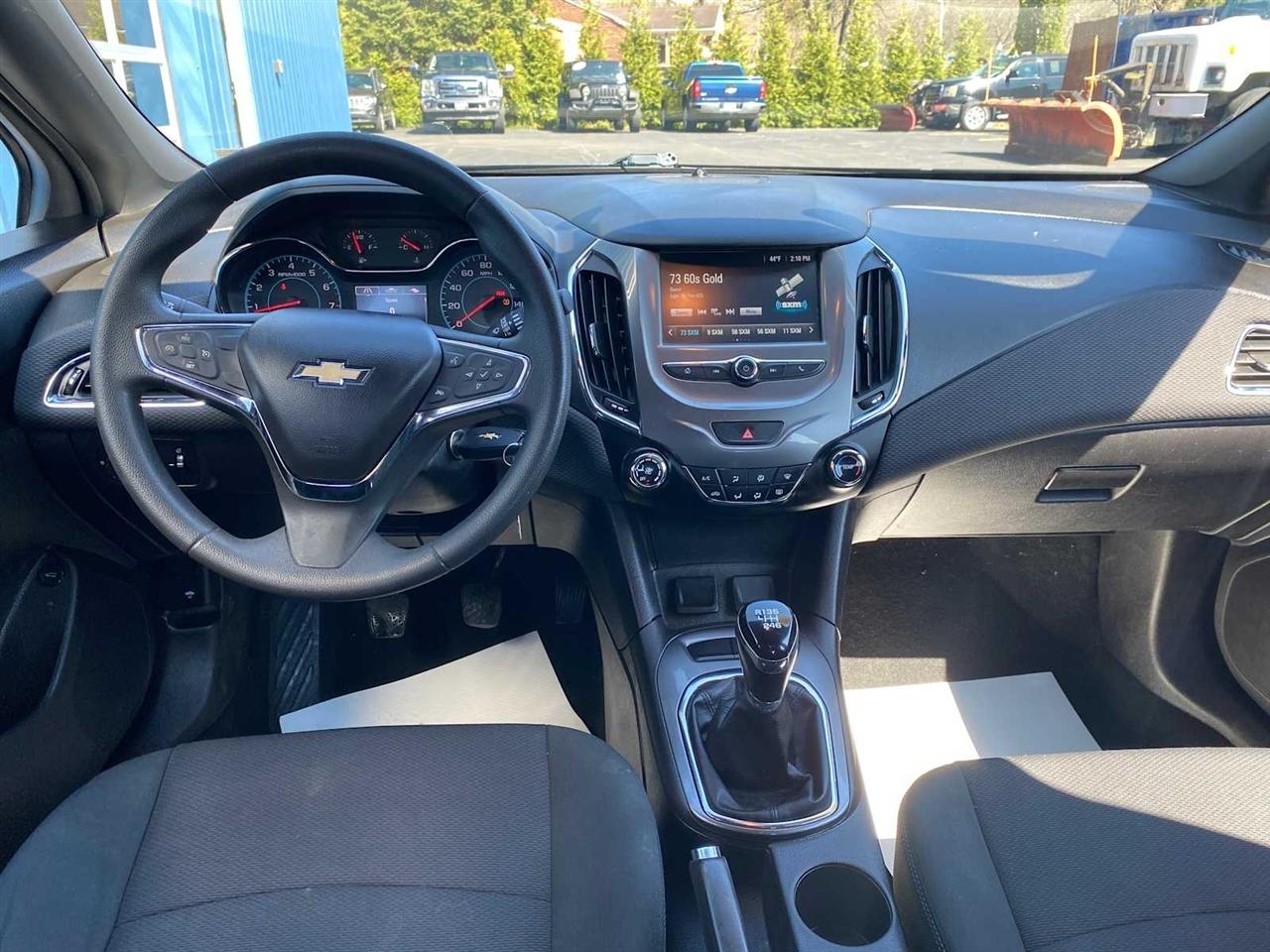 Chevrolet Cruze LT Manual 2017