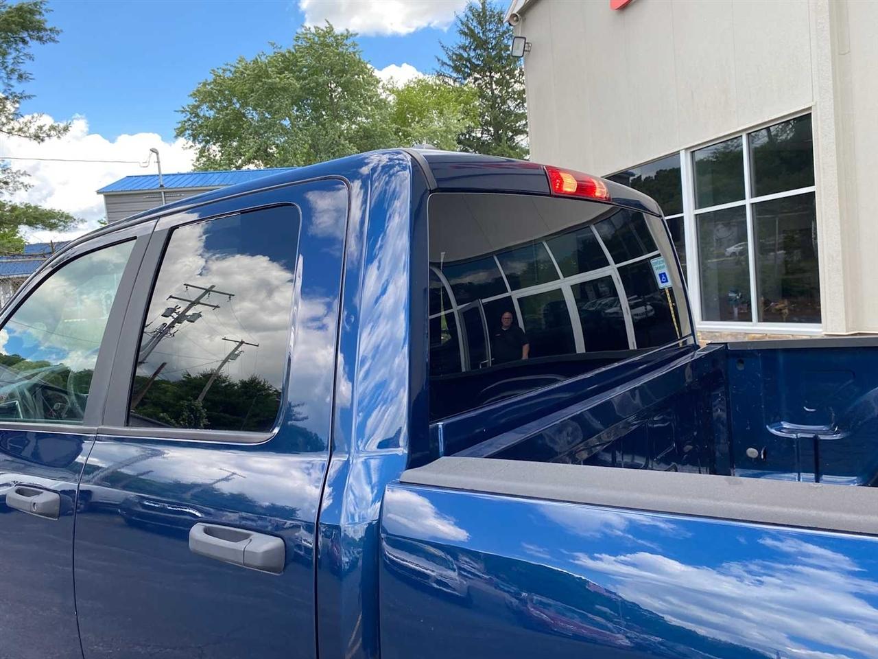 RAM 1500 Classic Warlock 4x4 Quad Cab 6'4" Box 2022