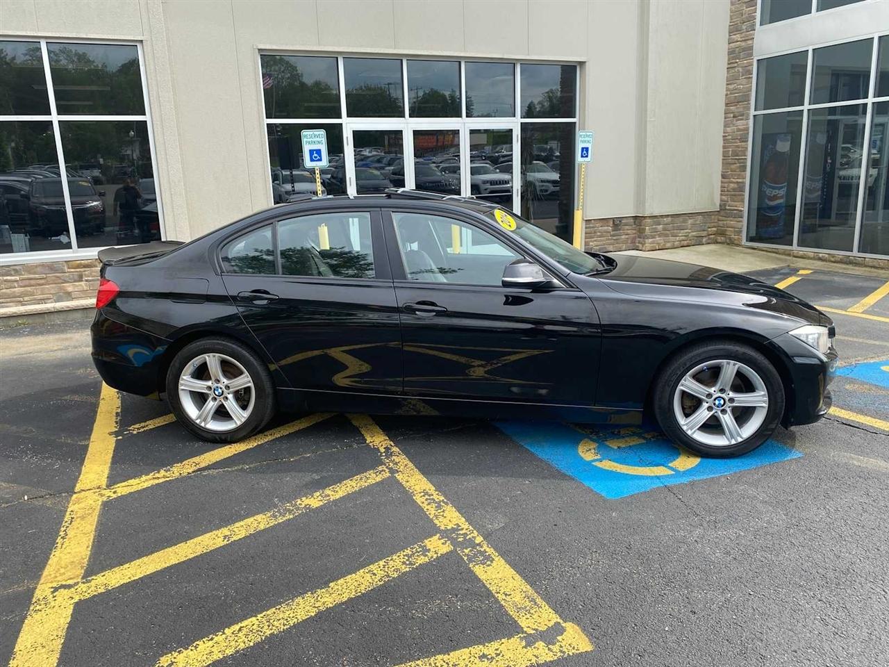 BMW 3-Series 328i xDrive Sedan 2014