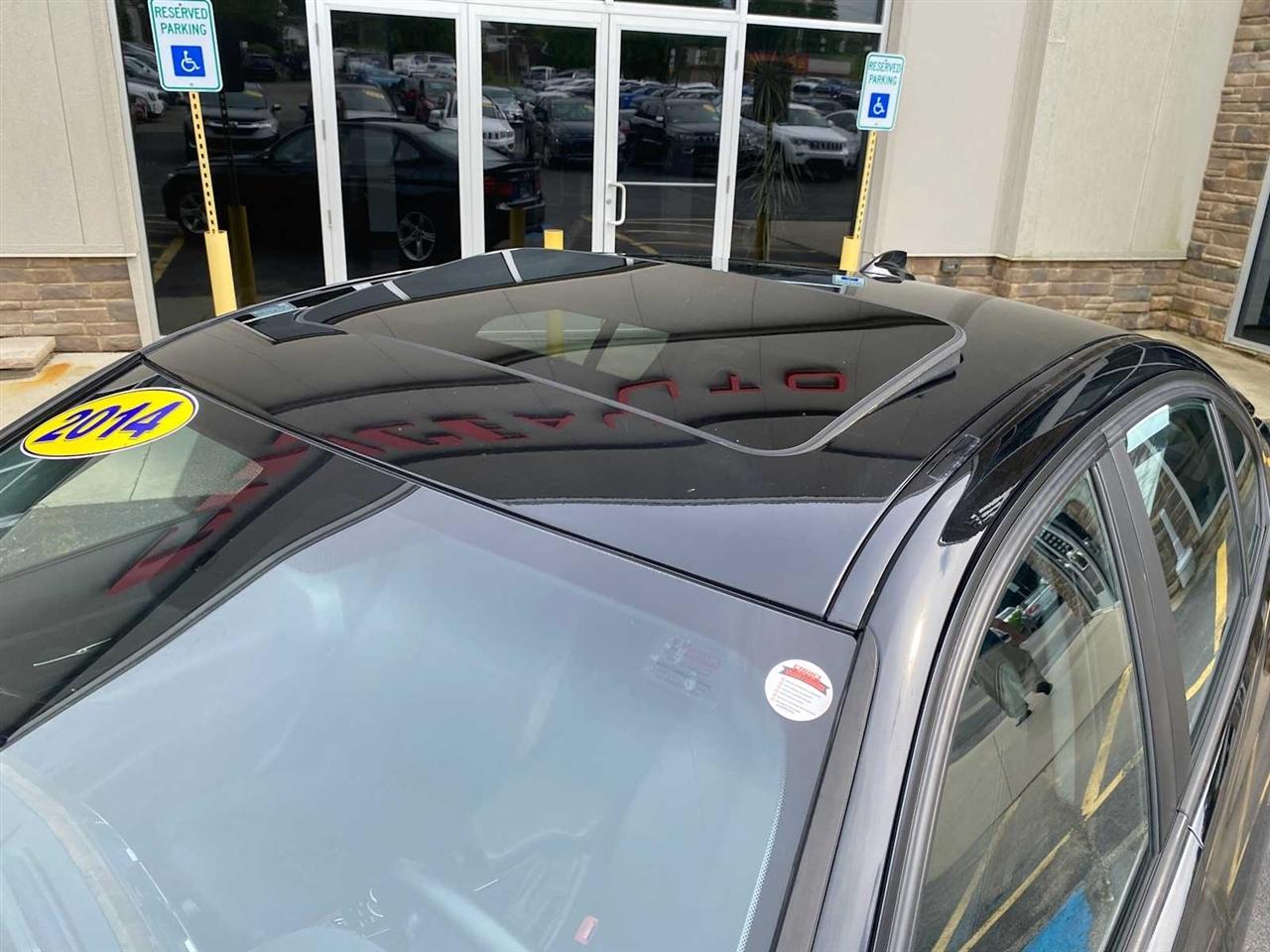 BMW 3-Series 328i xDrive Sedan 2014