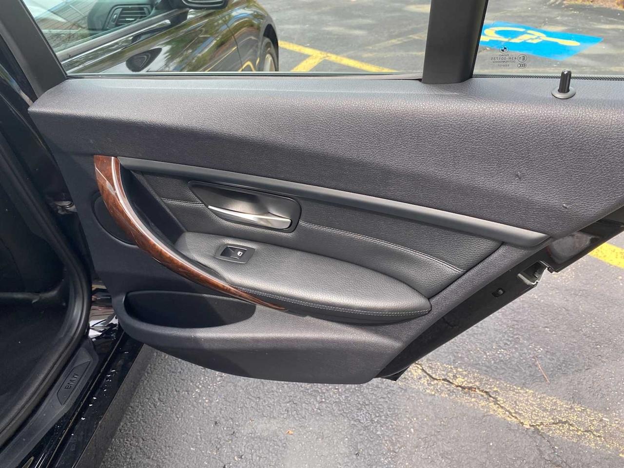 BMW 3-Series 328i xDrive Sedan 2014