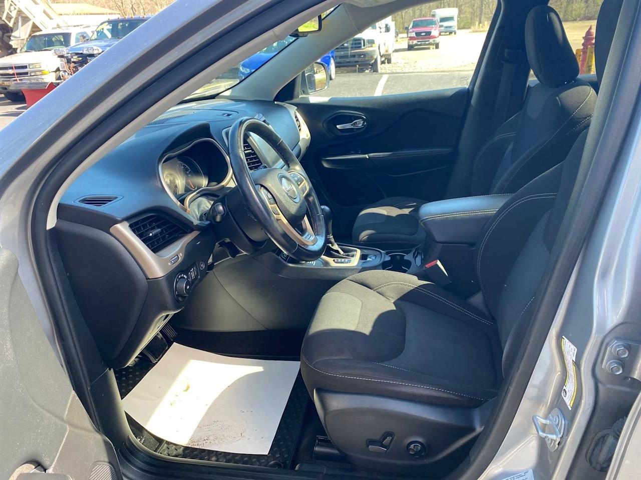 Jeep Cherokee Latitude 4WD 2017