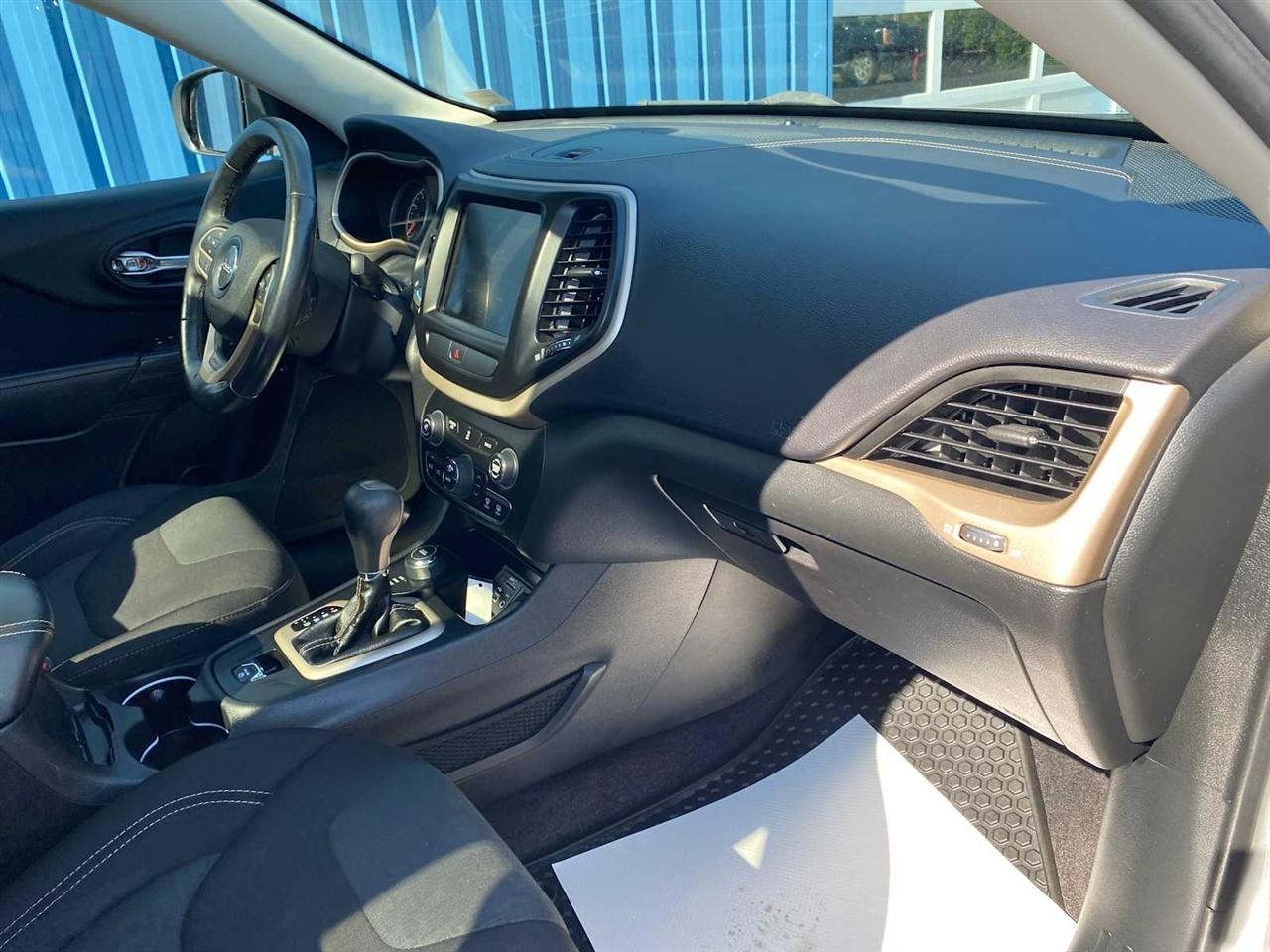 Jeep Cherokee Latitude 4WD 2017