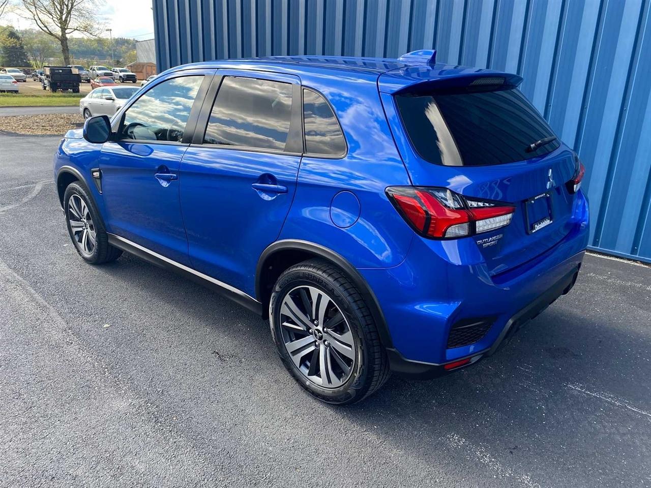 Mitsubishi Outlander Sport 2.0 ES CVT 2020