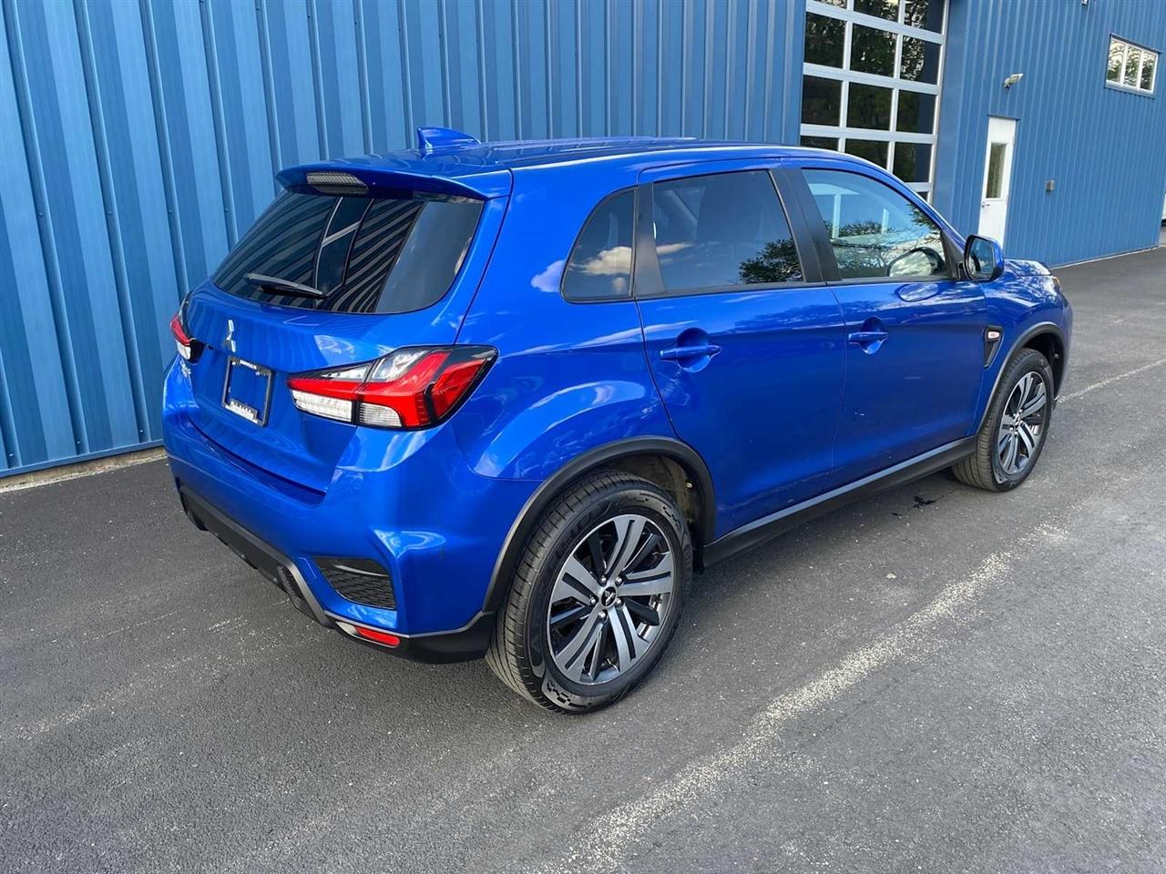 Mitsubishi Outlander Sport 2.0 ES CVT 2020