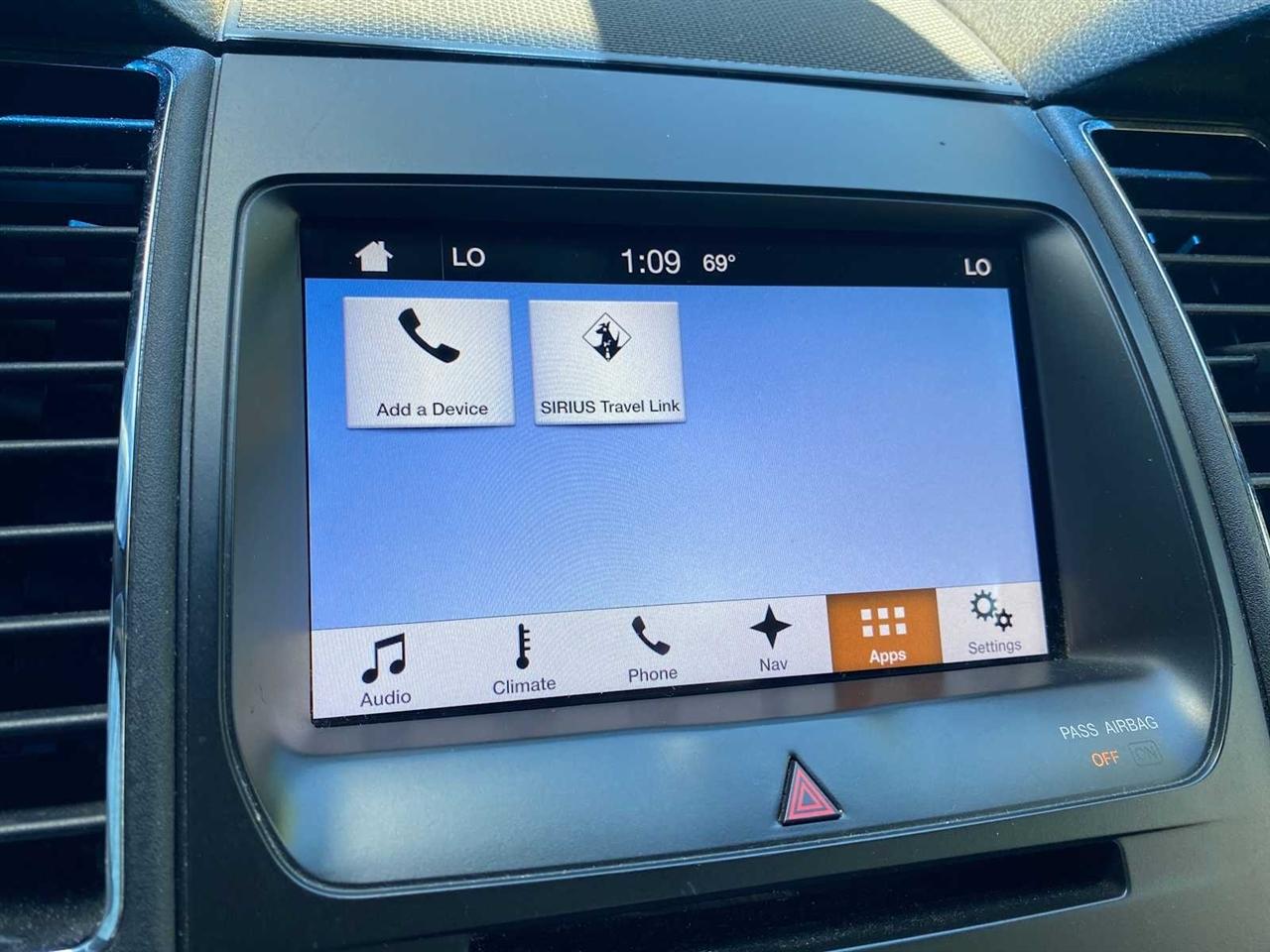 Ford Taurus SEL FWD 2016