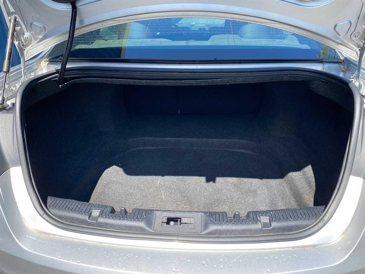 Ford Taurus SEL FWD 2016