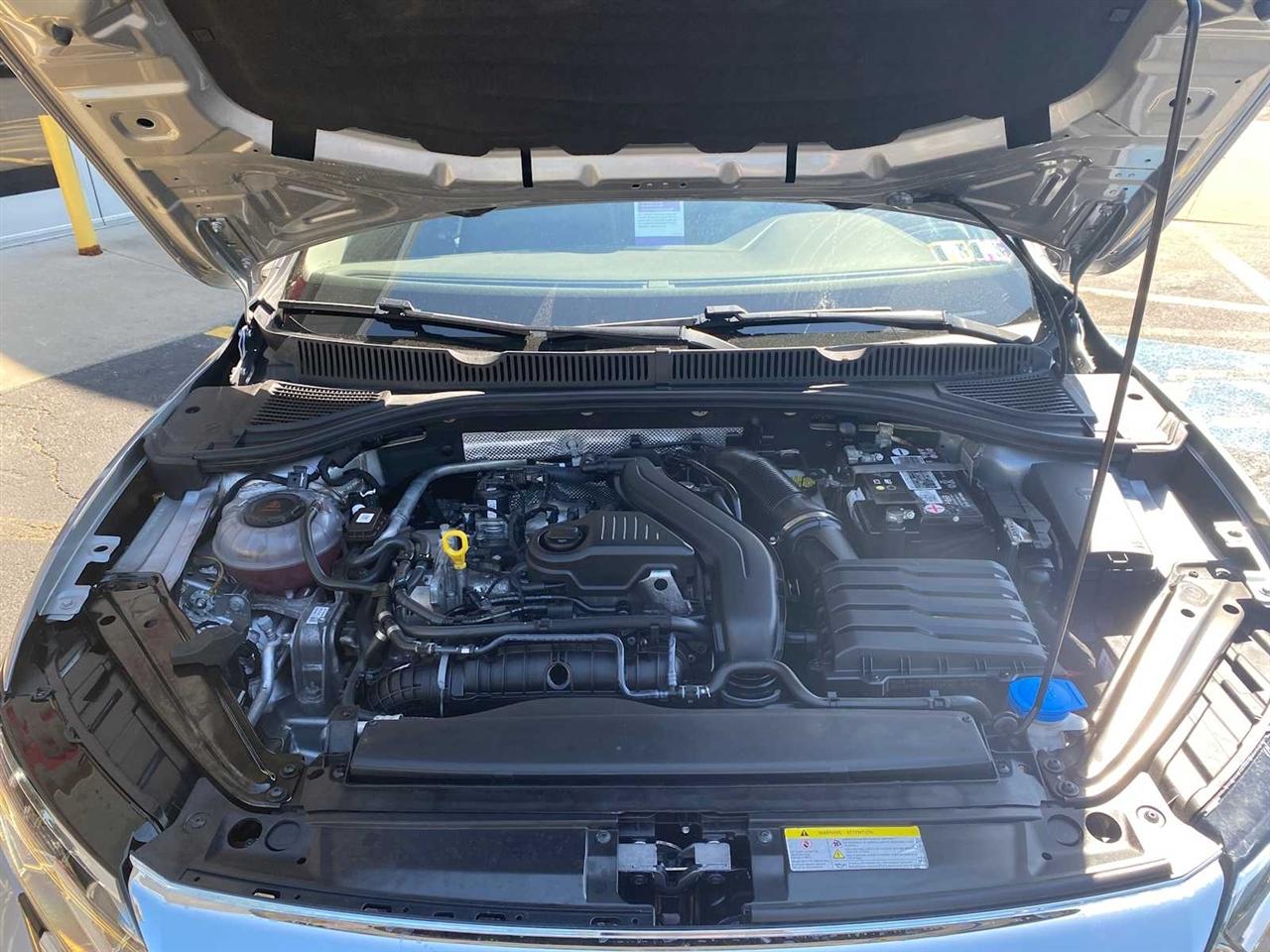 Volkswagen Jetta SE 2023