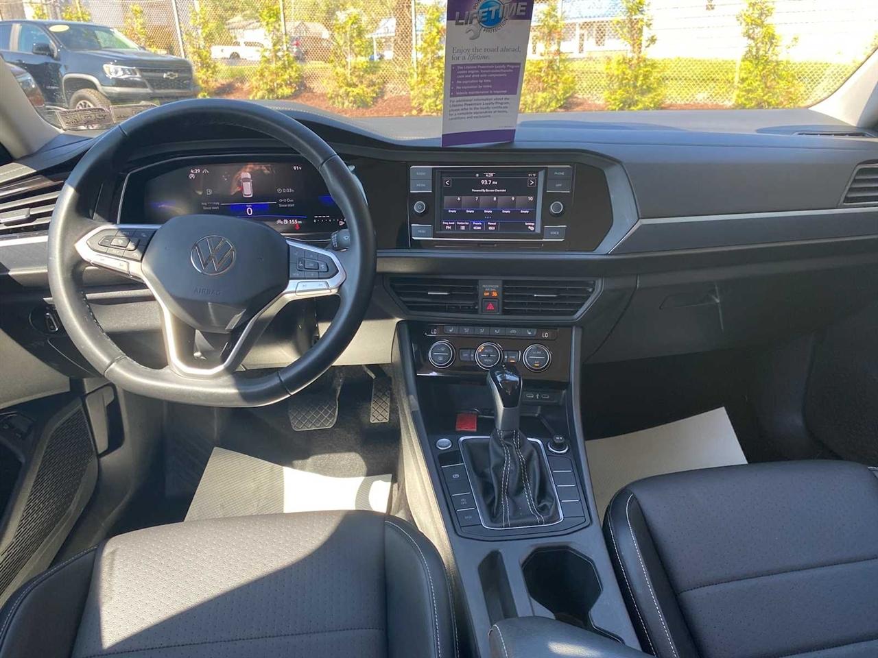 Volkswagen Jetta SE 2023