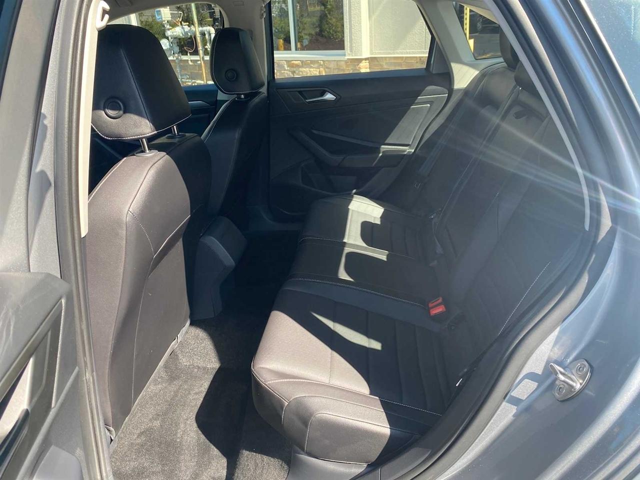 Volkswagen Jetta SE 2023