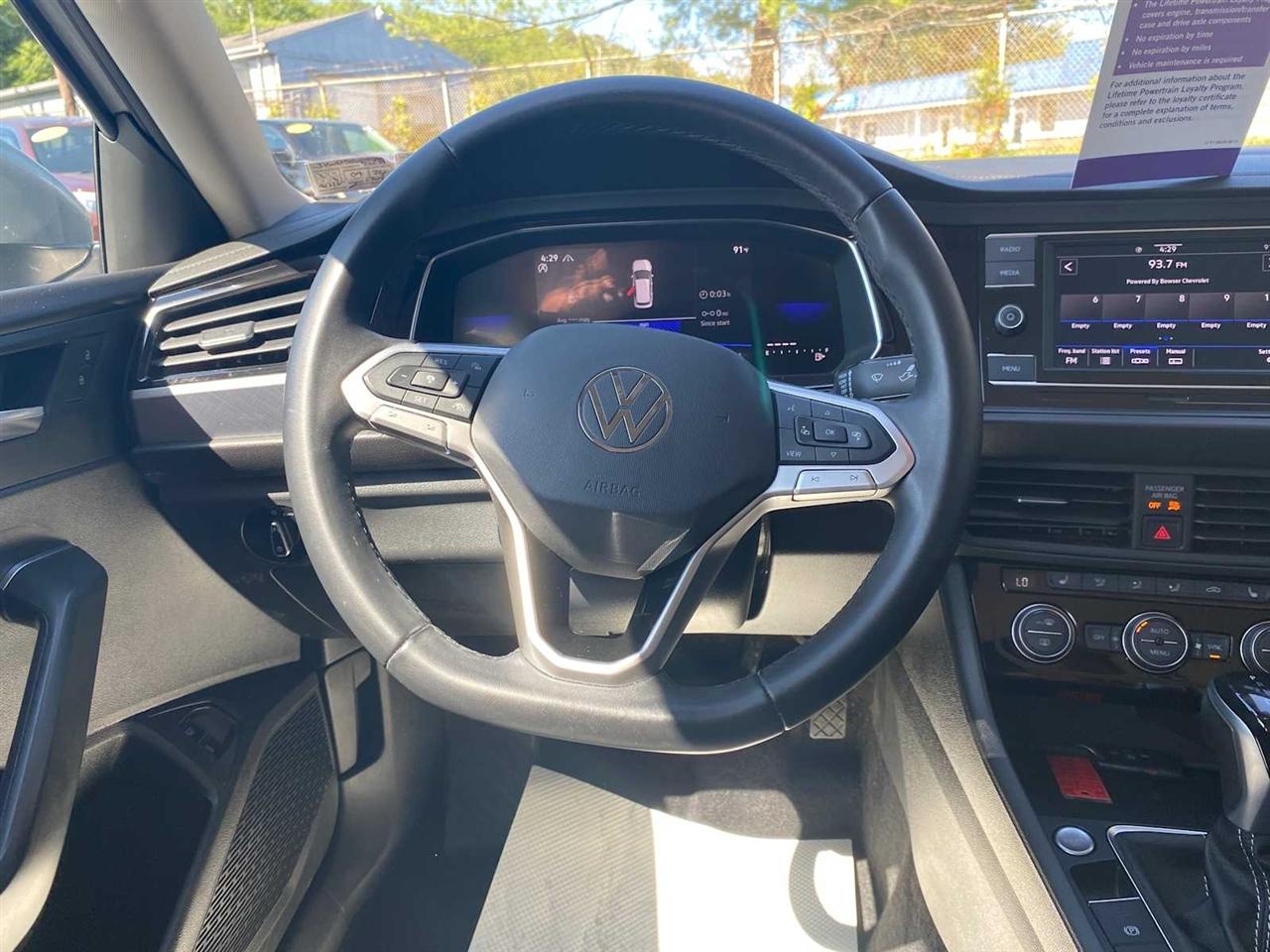 Volkswagen Jetta SE 2023