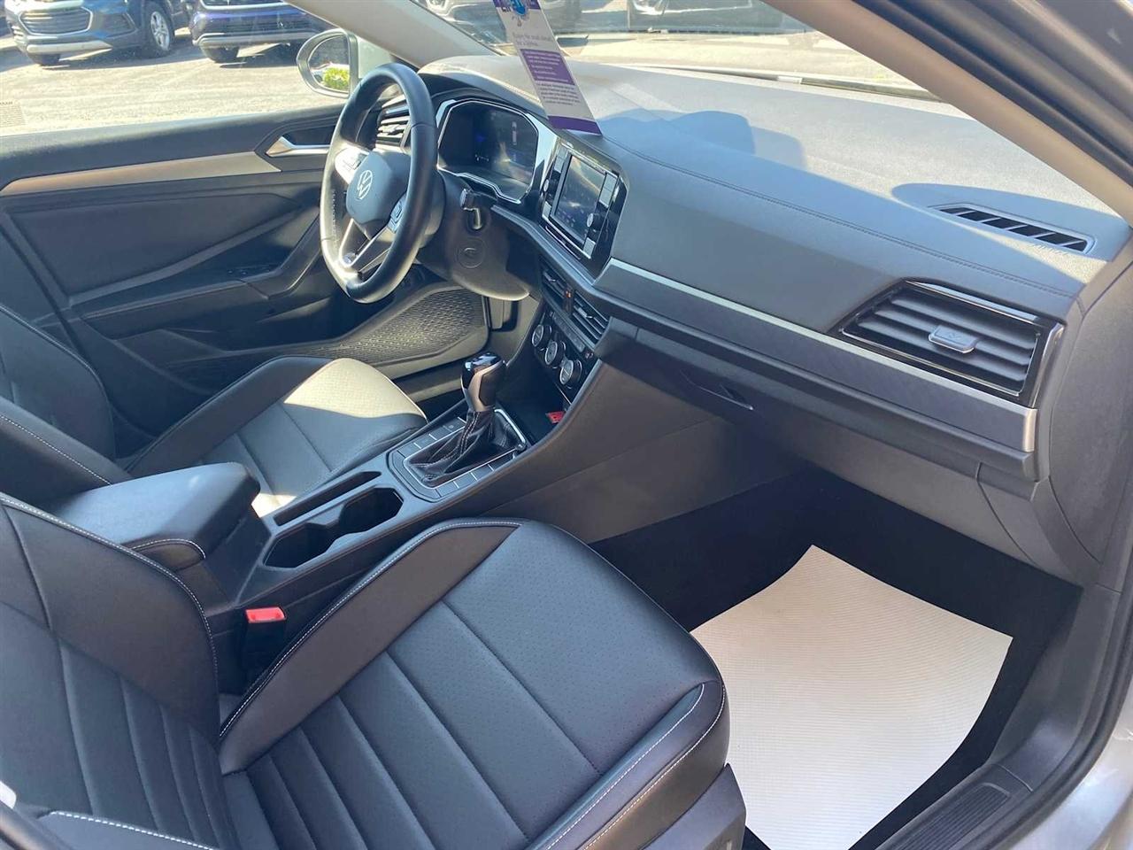 Volkswagen Jetta SE 2023