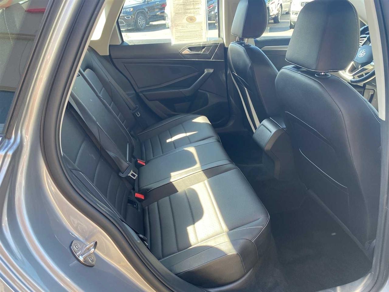 Volkswagen Jetta SE 2023