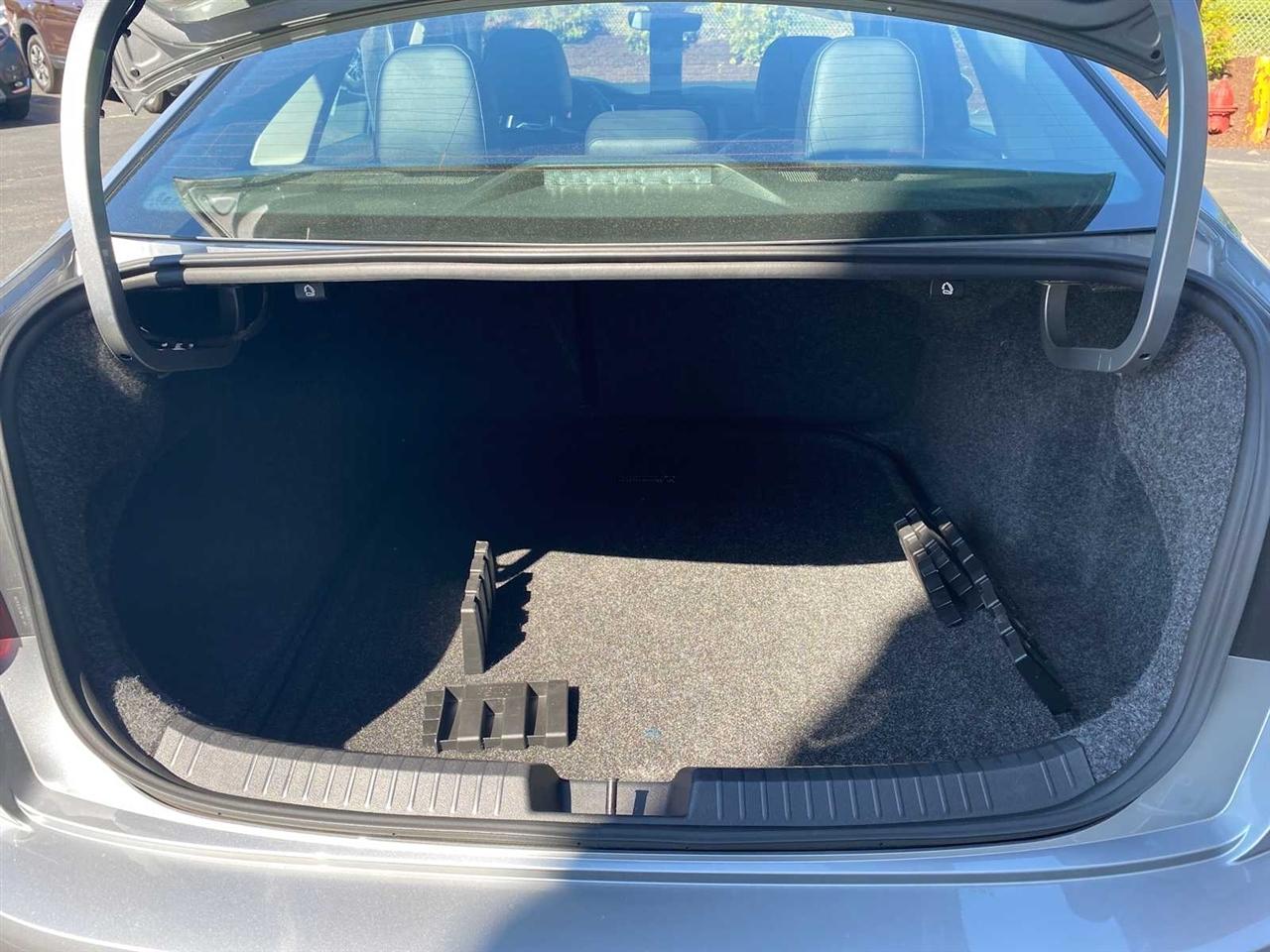 Volkswagen Jetta SE 2023
