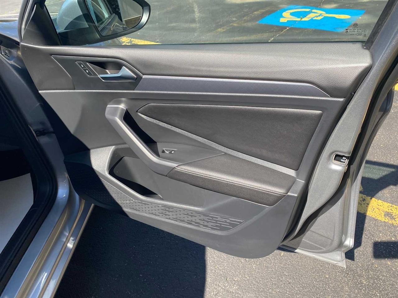 Volkswagen Jetta SE 2023