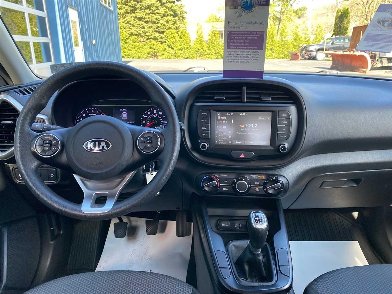 Kia Soul LX 6M 2021