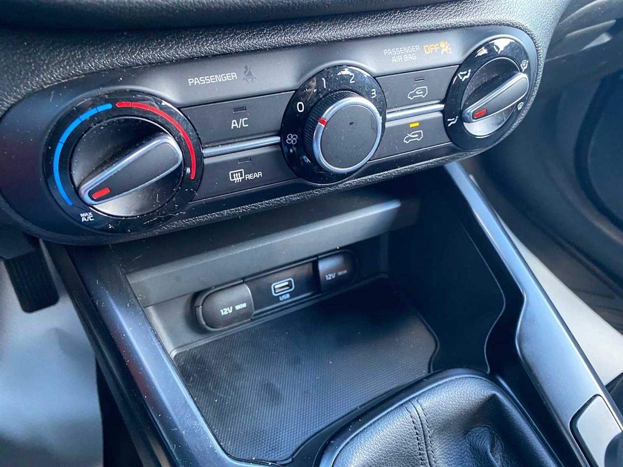 Kia Soul LX 6M 2021