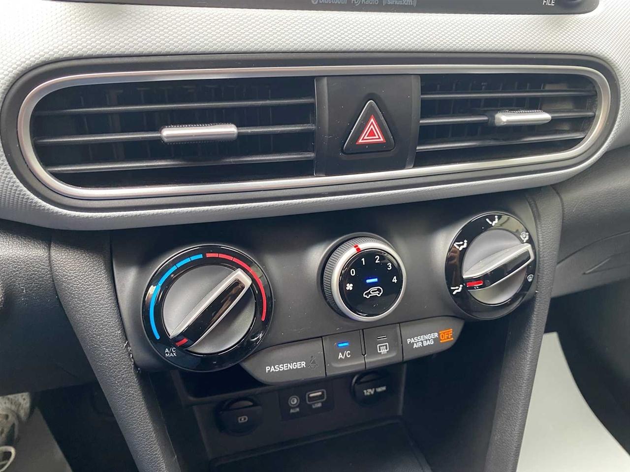 Hyundai Kona SEL 2021