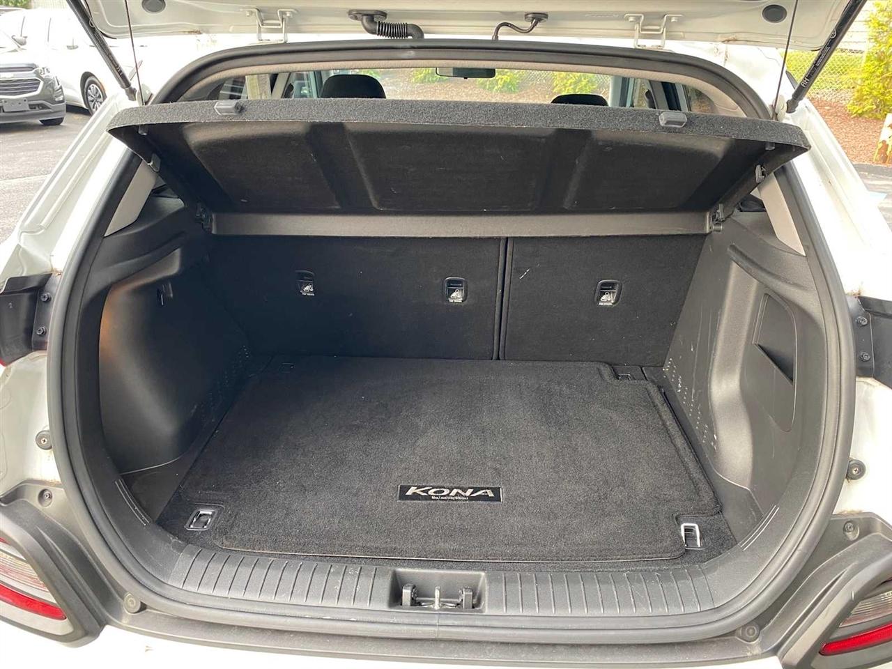 Hyundai Kona SEL 2021