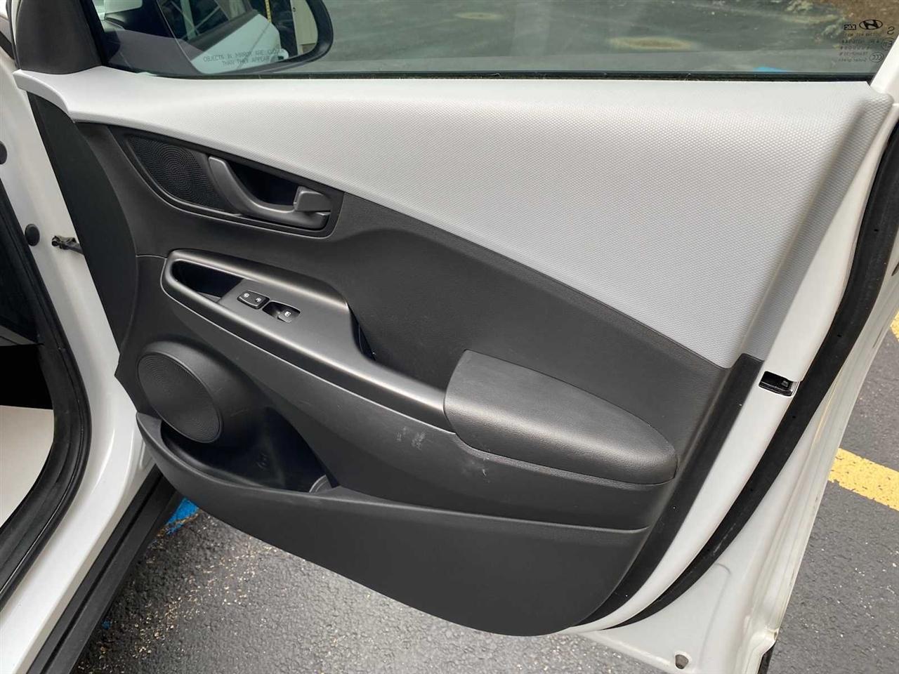 Hyundai Kona SEL 2021