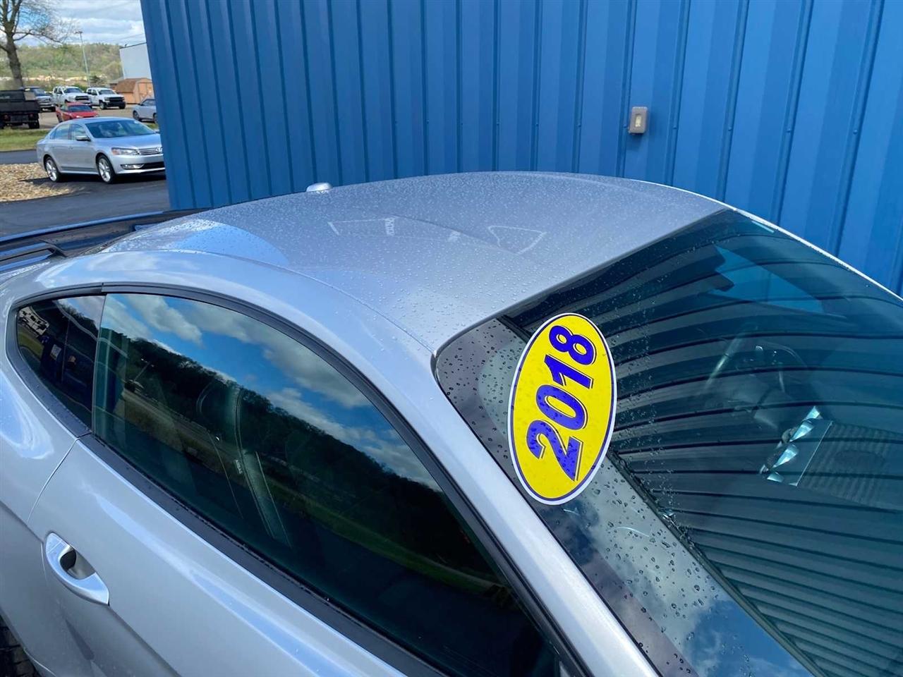 Ford Mustang GT Premium Coupe 2018