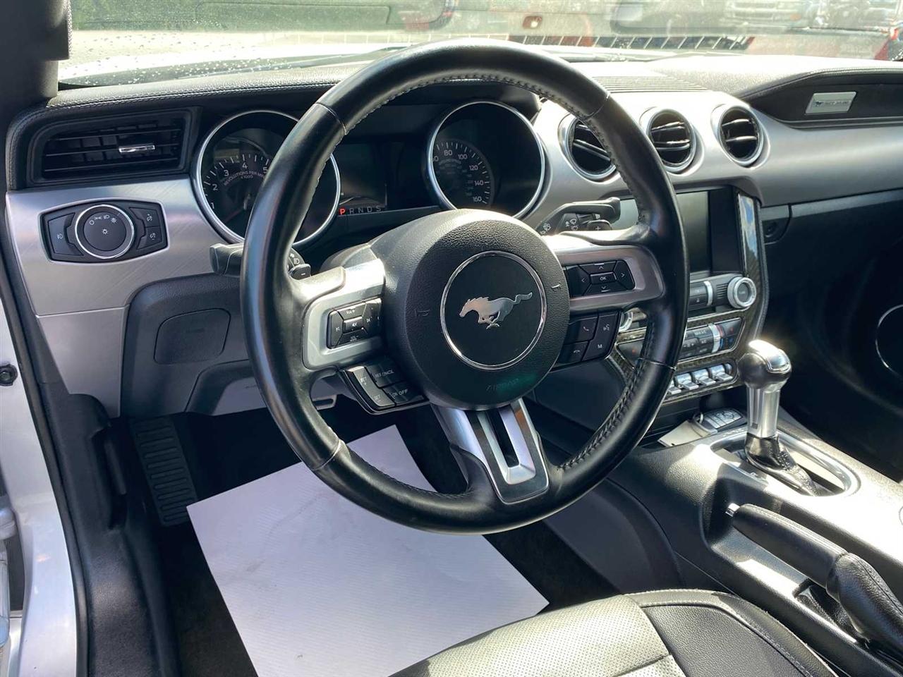 Ford Mustang GT Premium Coupe 2018