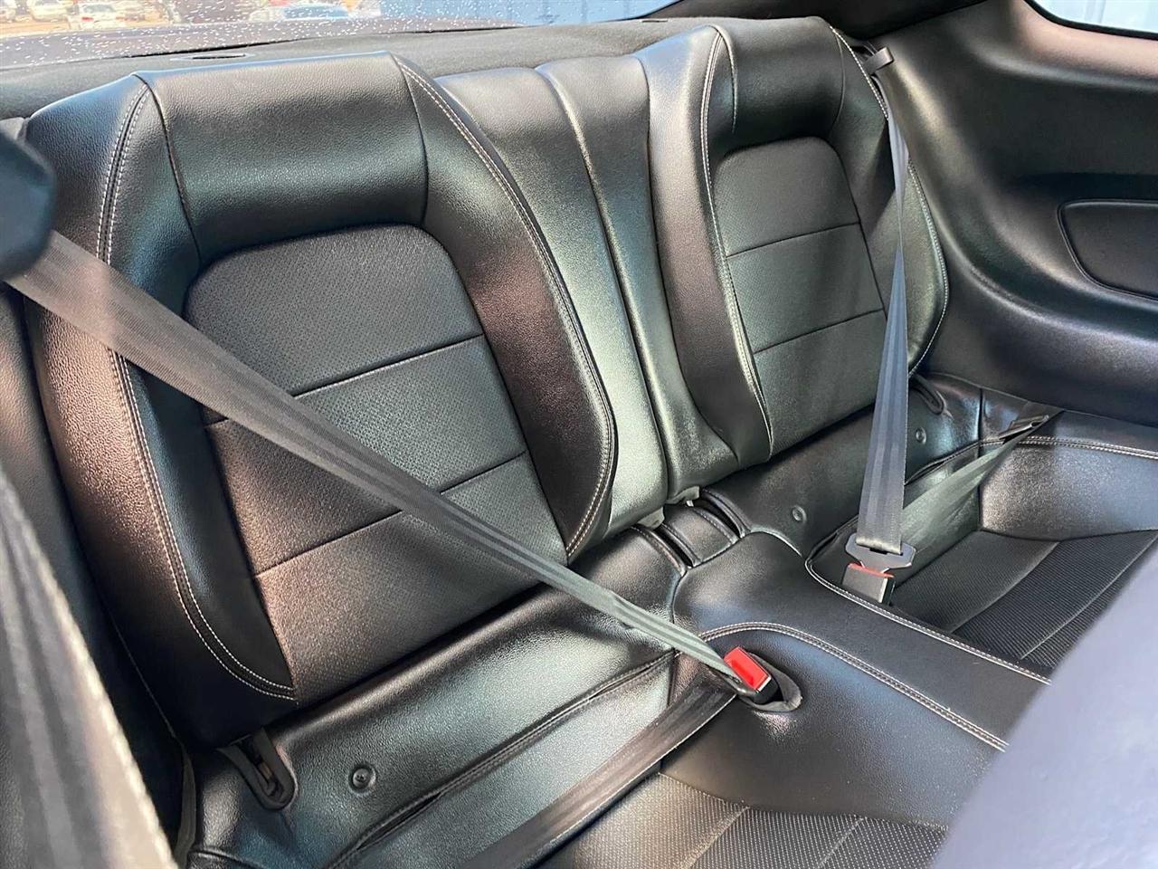 Ford Mustang GT Premium Coupe 2018