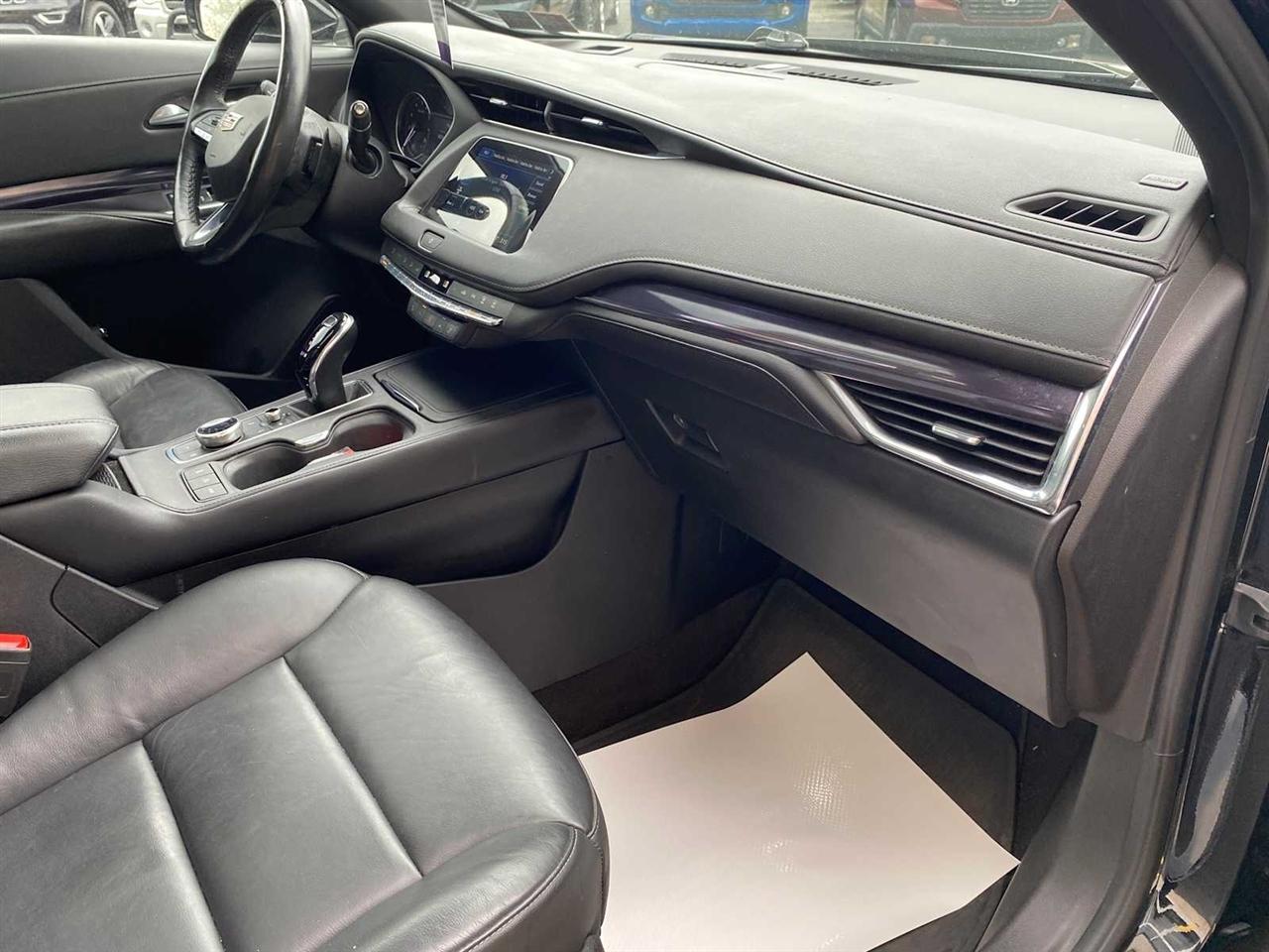 Cadillac XT4 Luxury 2023