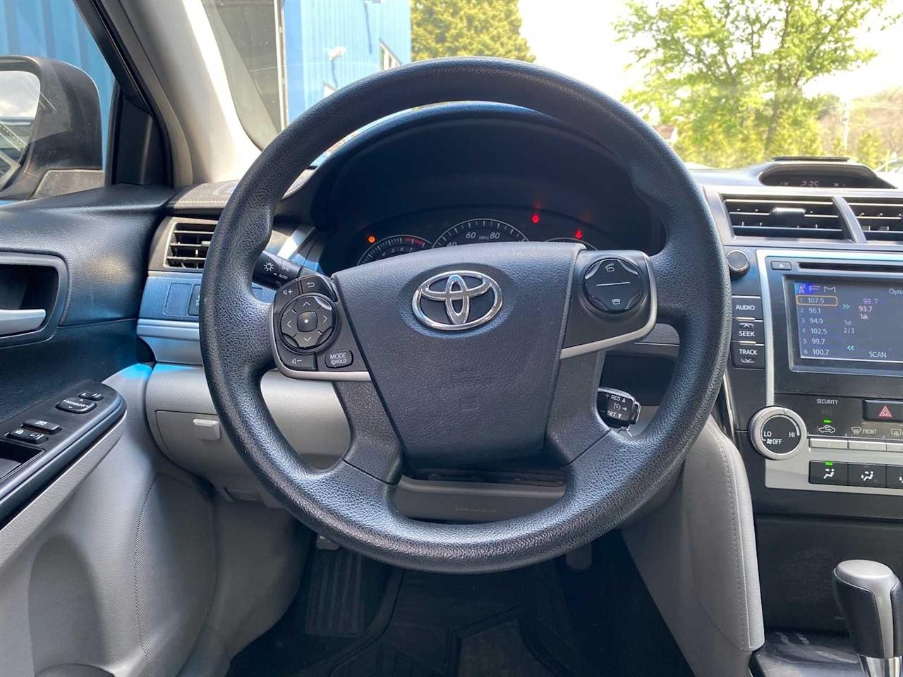 Toyota Camry LE 2012
