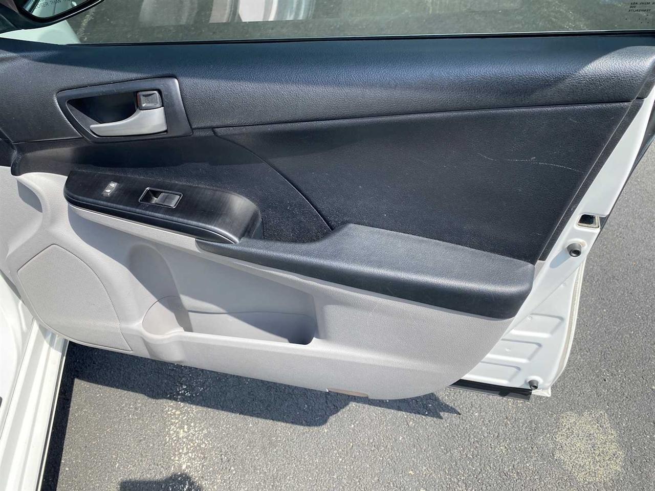 Toyota Camry LE 2012