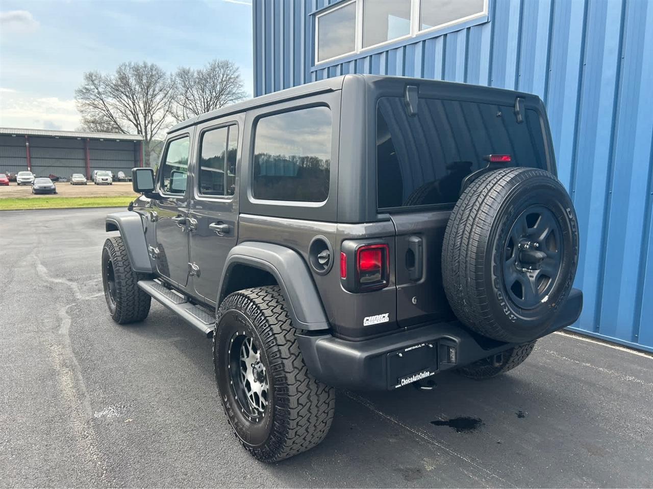 Jeep Wrangler Unlimited Sport 2018