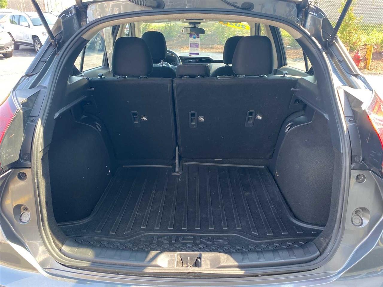 Nissan Kicks SV 2022