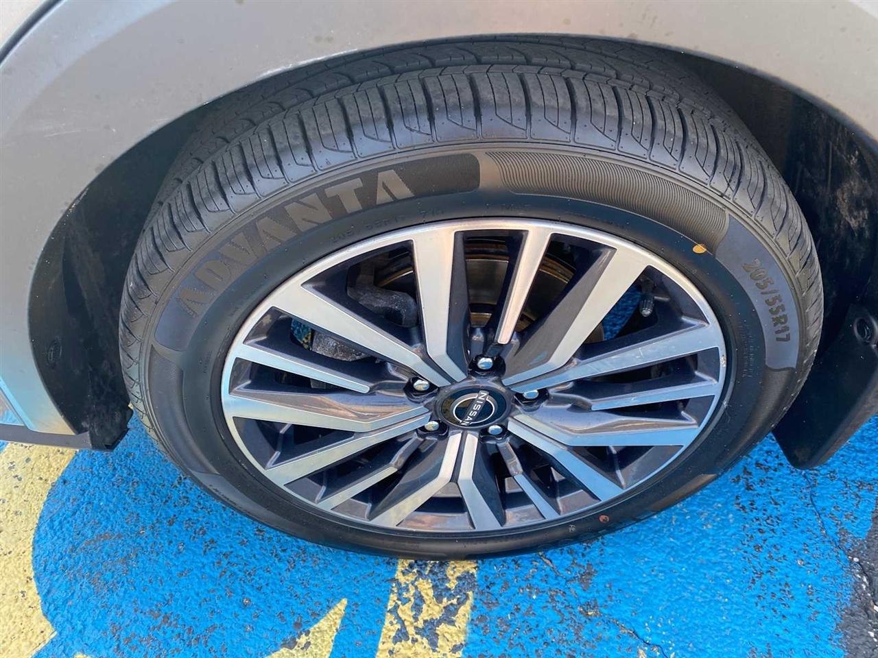Nissan Kicks SV 2022