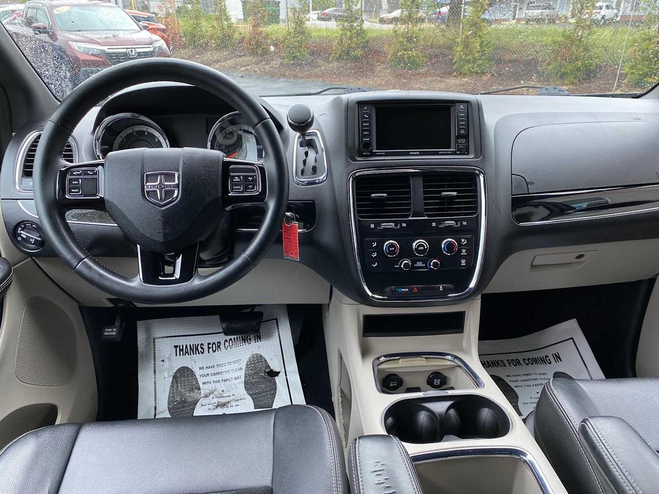 Dodge Grand Caravan SXT 2017