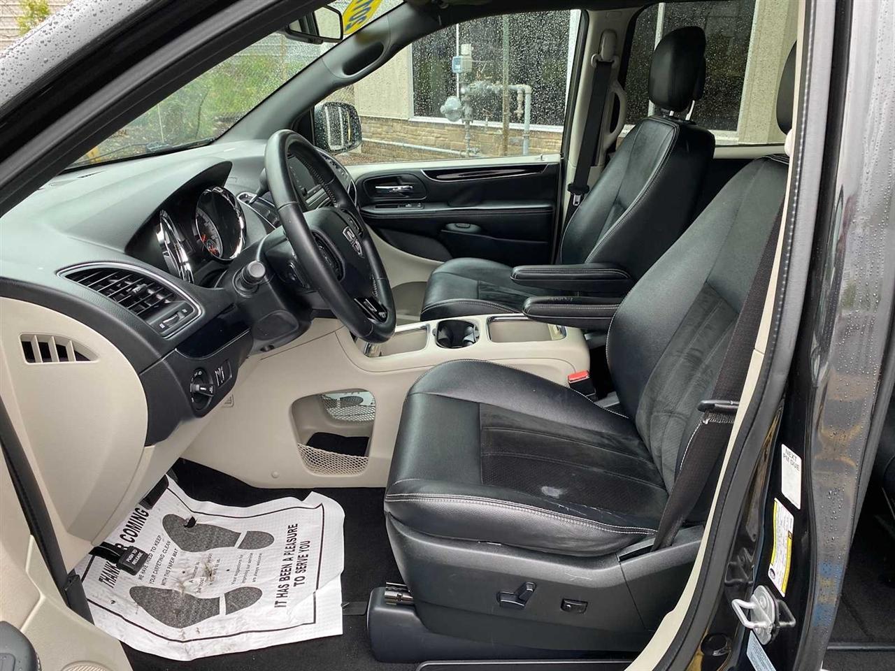 Dodge Grand Caravan SXT 2017