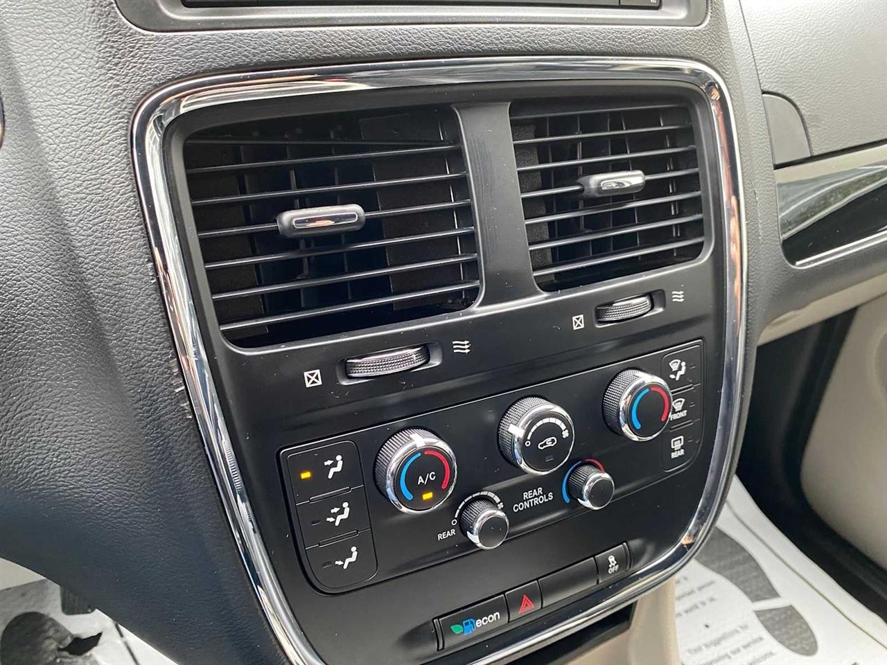 Dodge Grand Caravan SXT 2017