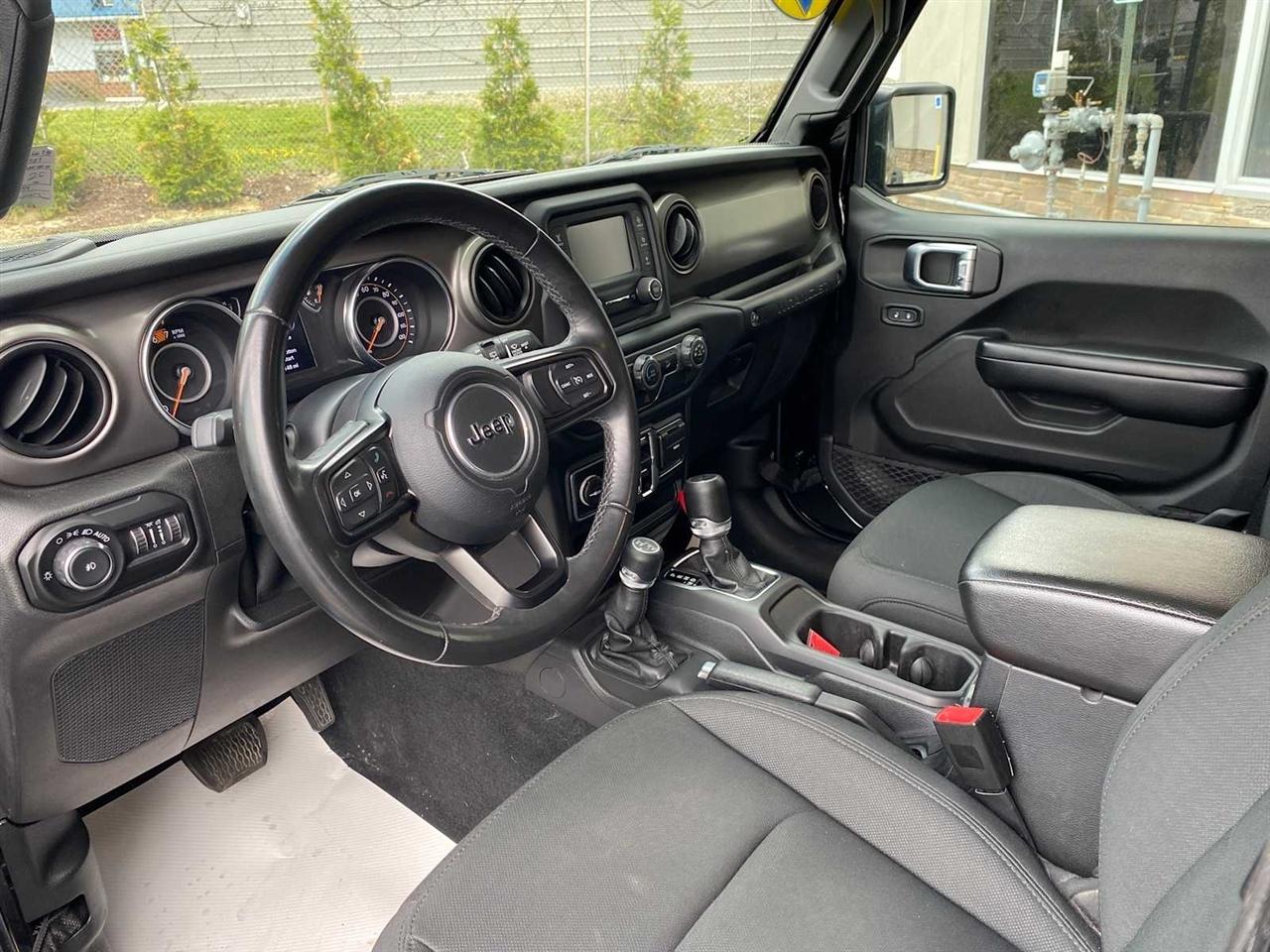 Jeep Wrangler Unlimited Sport 2019