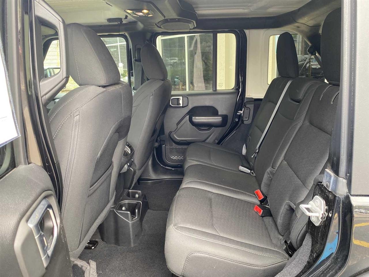Jeep Wrangler Unlimited Sport 2019