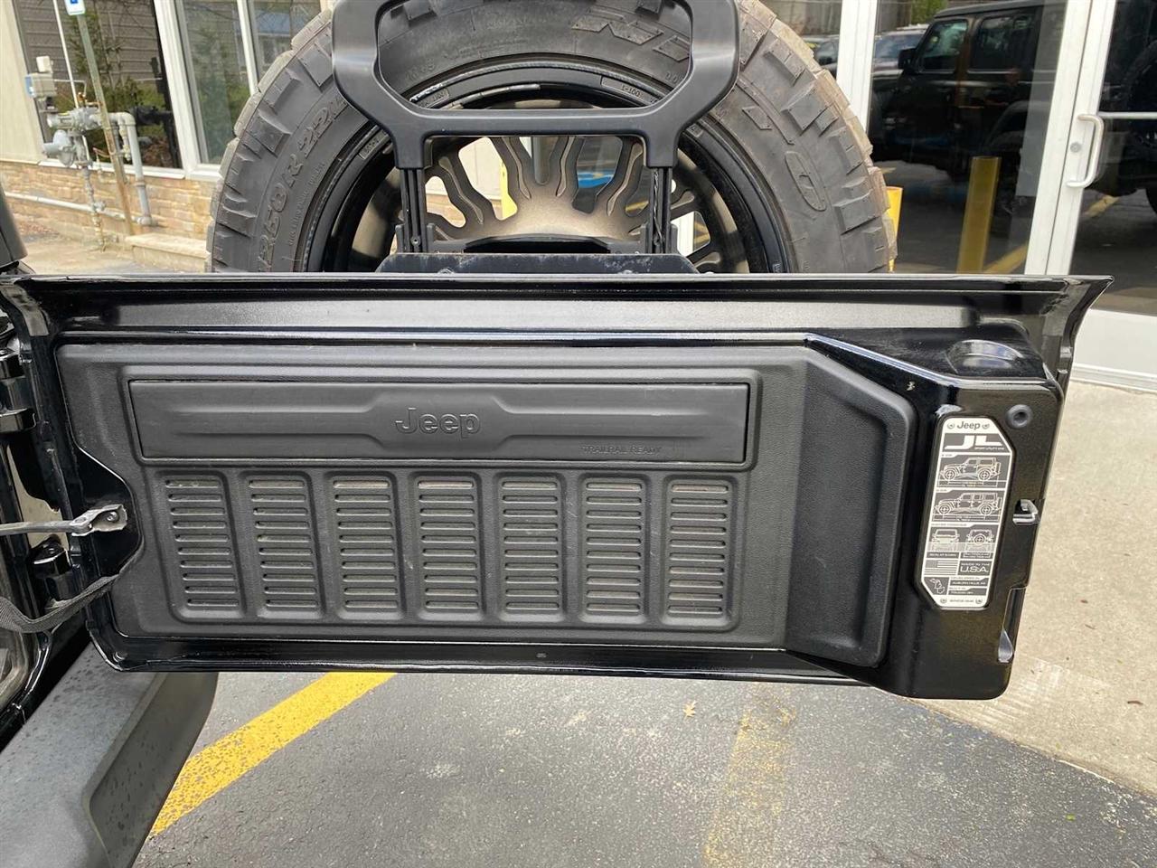 Jeep Wrangler Unlimited Sport 2019