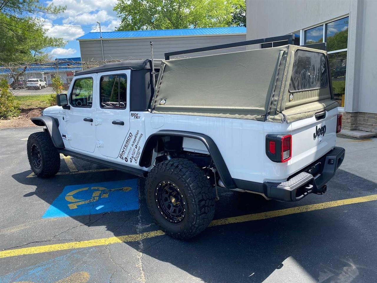 Jeep Gladiator Sport 2022