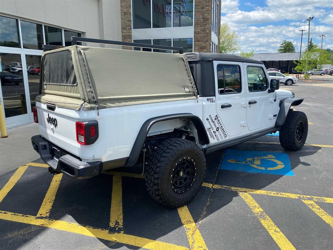 Jeep Gladiator Sport 2022
