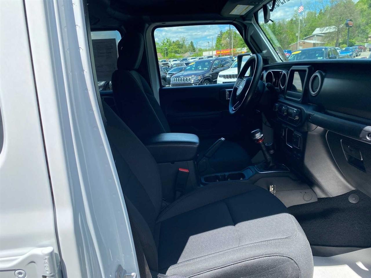 Jeep Gladiator Sport 2022