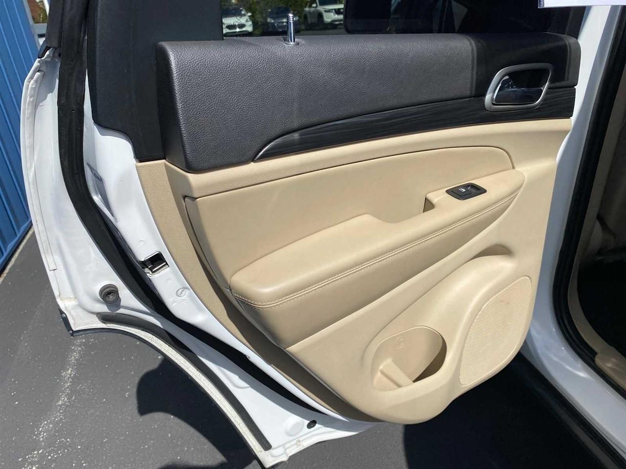 Jeep Grand Cherokee WK Laredo E 4WD 2022