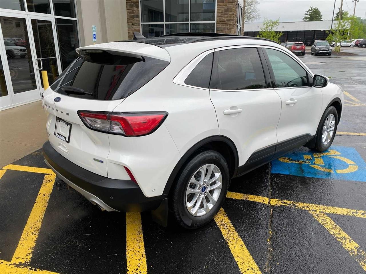 Ford Escape Titanium 4WD 2020