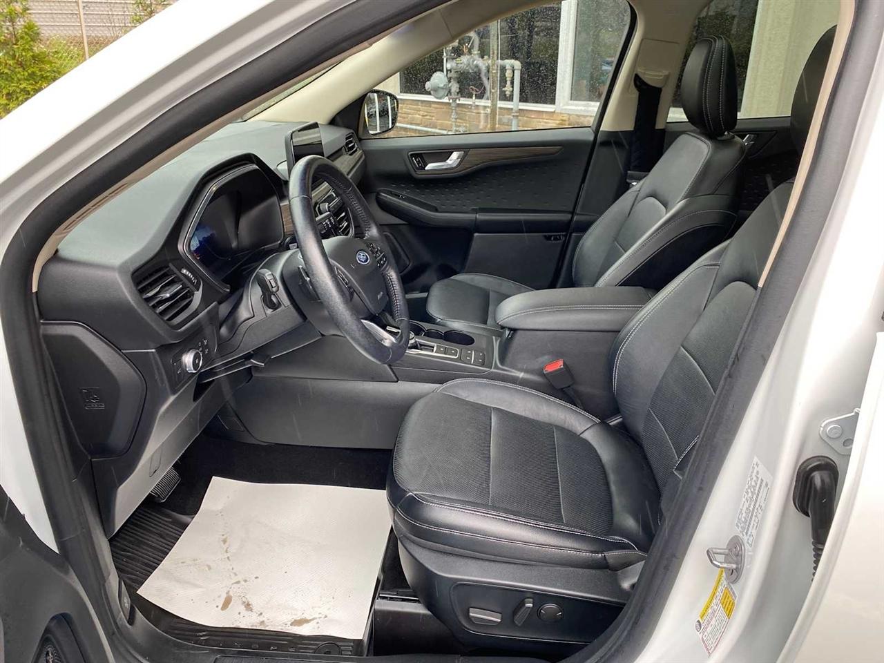 Ford Escape Titanium 4WD 2020