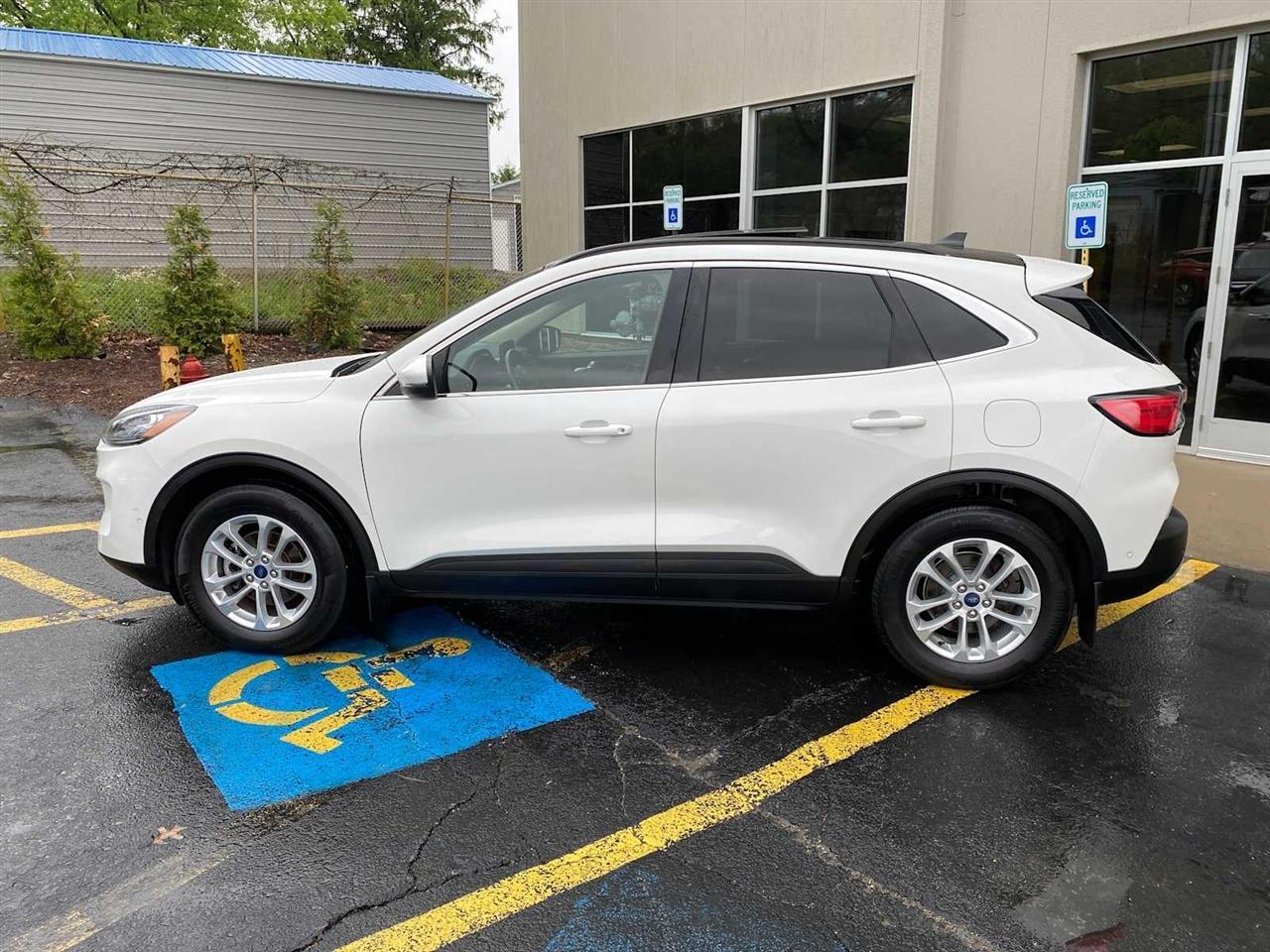 Ford Escape Titanium 4WD 2020